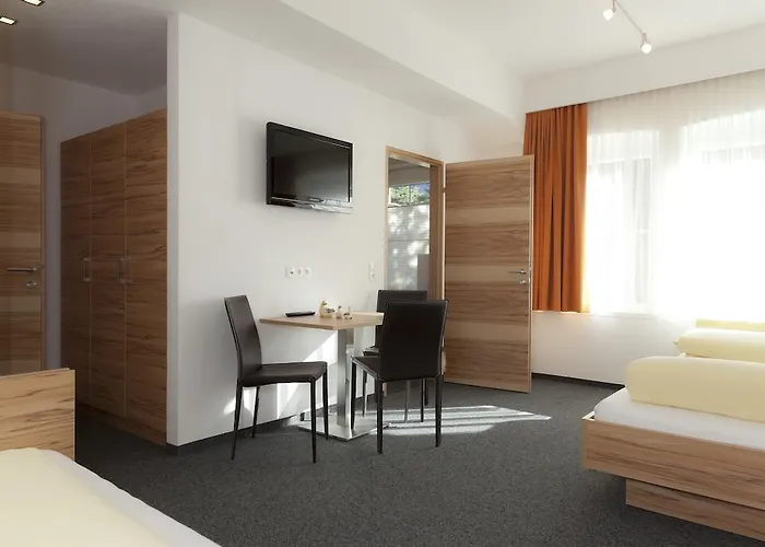 Garni Gletschertor Ötztal-Bahnhof